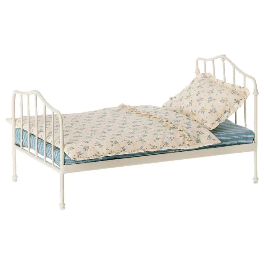 2022 Maileg Miniature Blue Bed