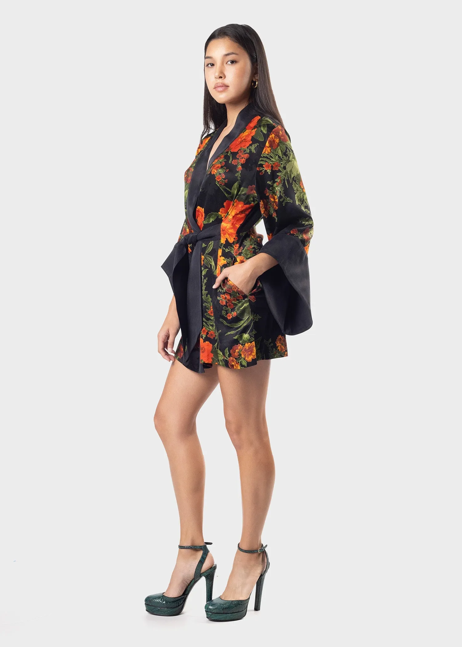 Amara Mini Kimono Robe