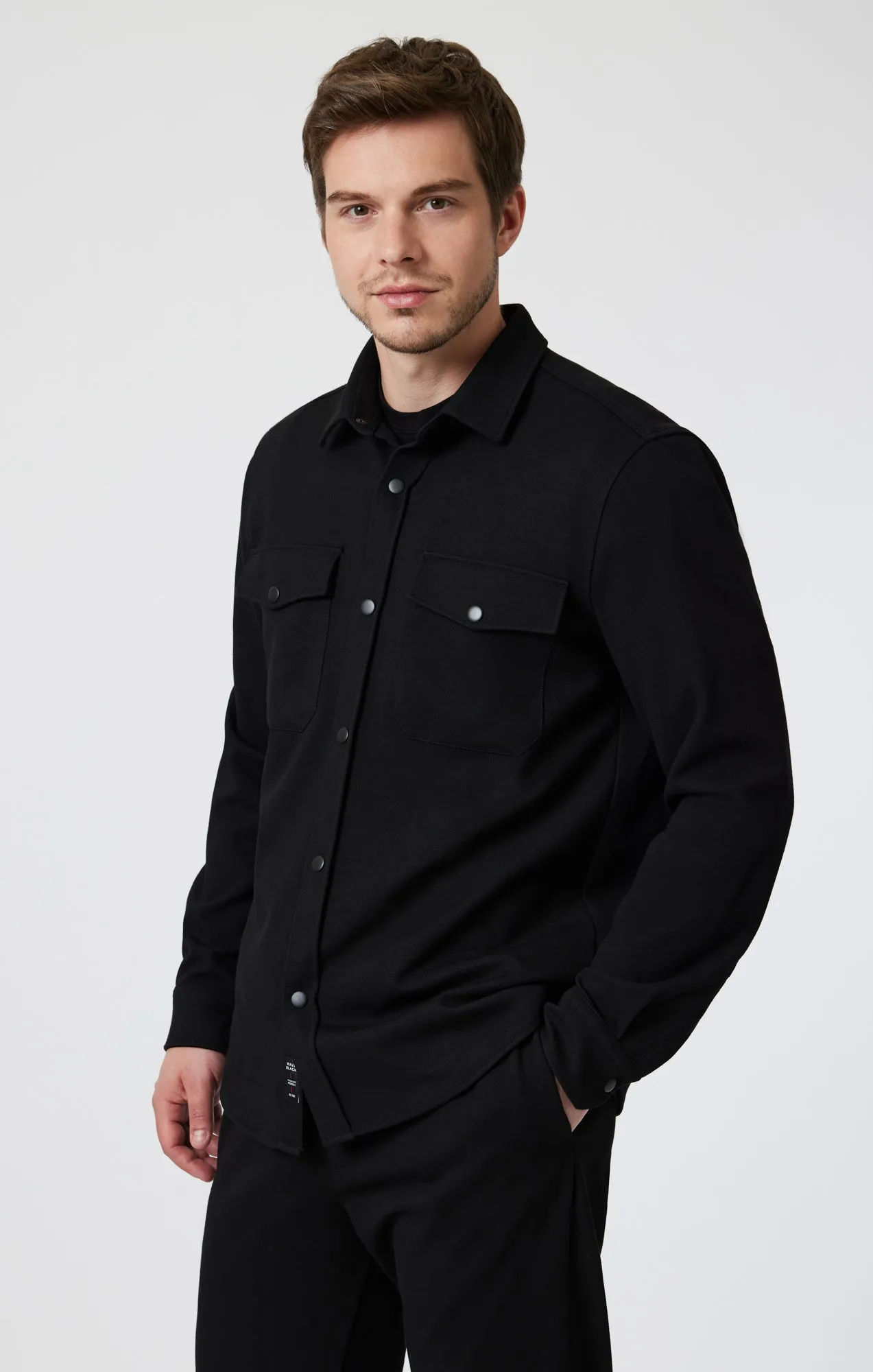 DOUBLE POCKET SNAP-BUTTON SHIRT IN BLACK