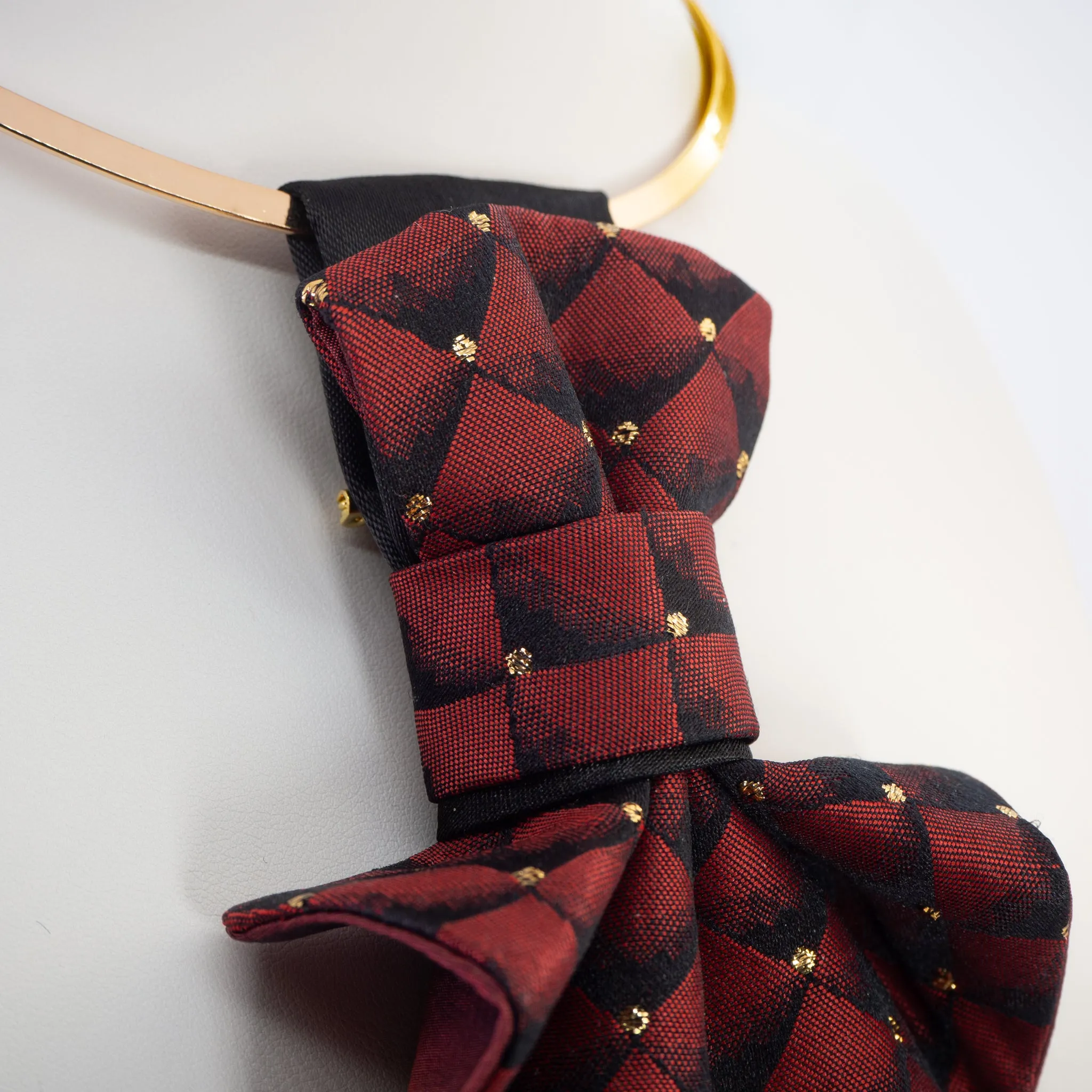 ELEGANT WOMEN' BOW TIE "BURGUNDY DIAMOND II"