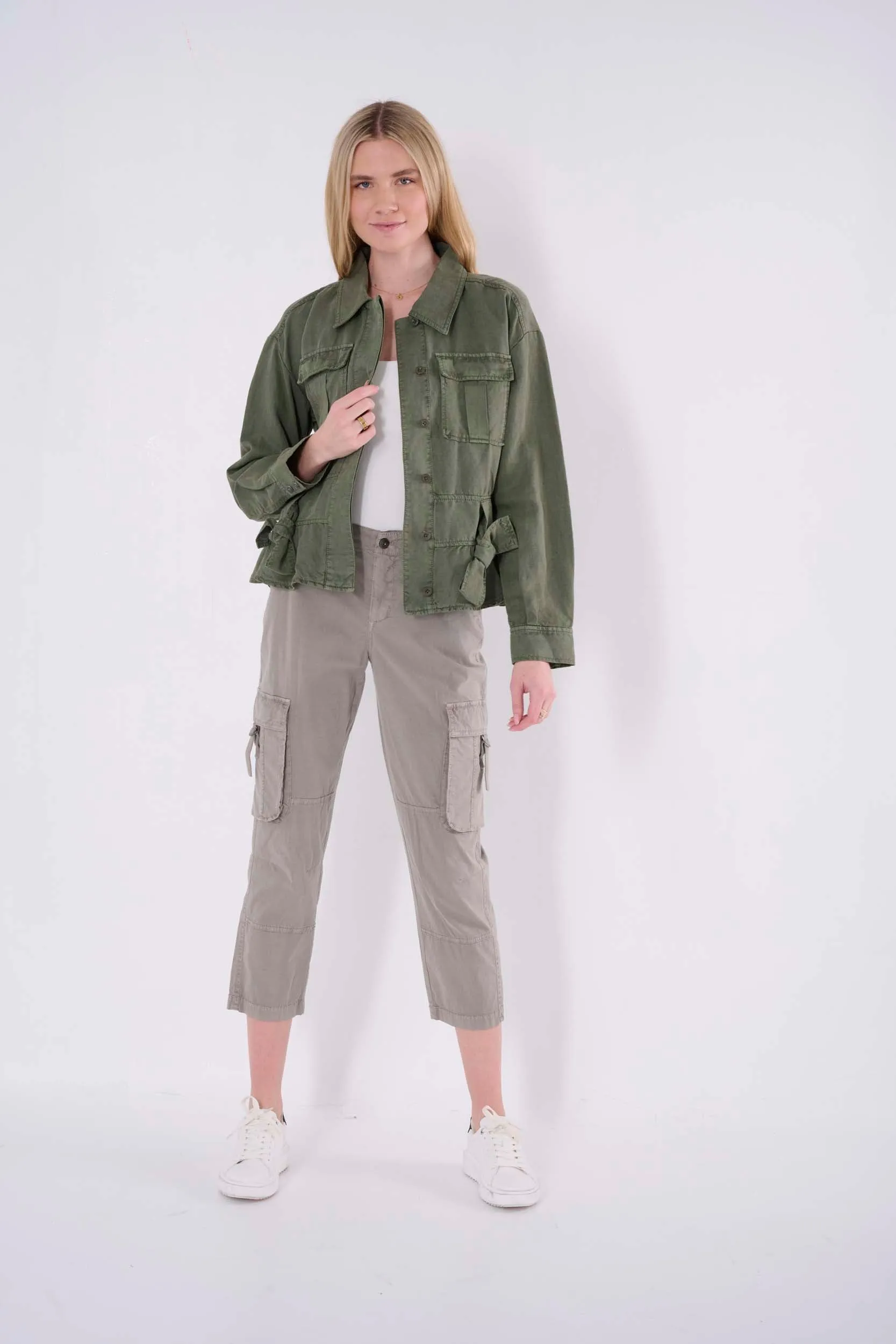 Janie Solid Stretch Poplin Pant