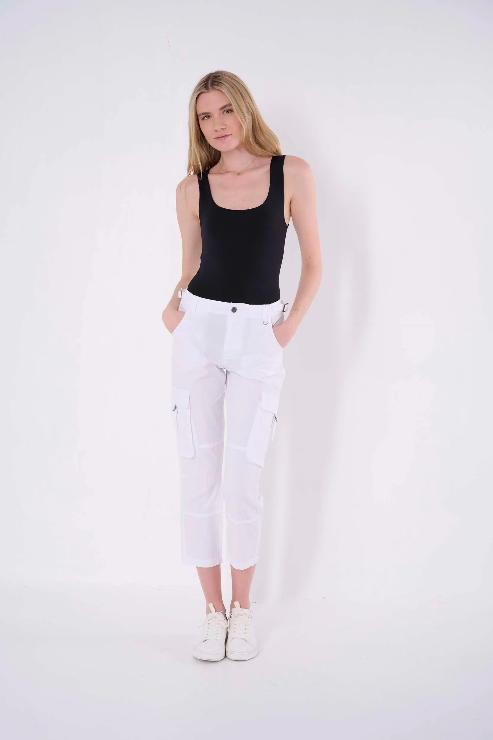 Janie Solid Stretch Poplin Pant