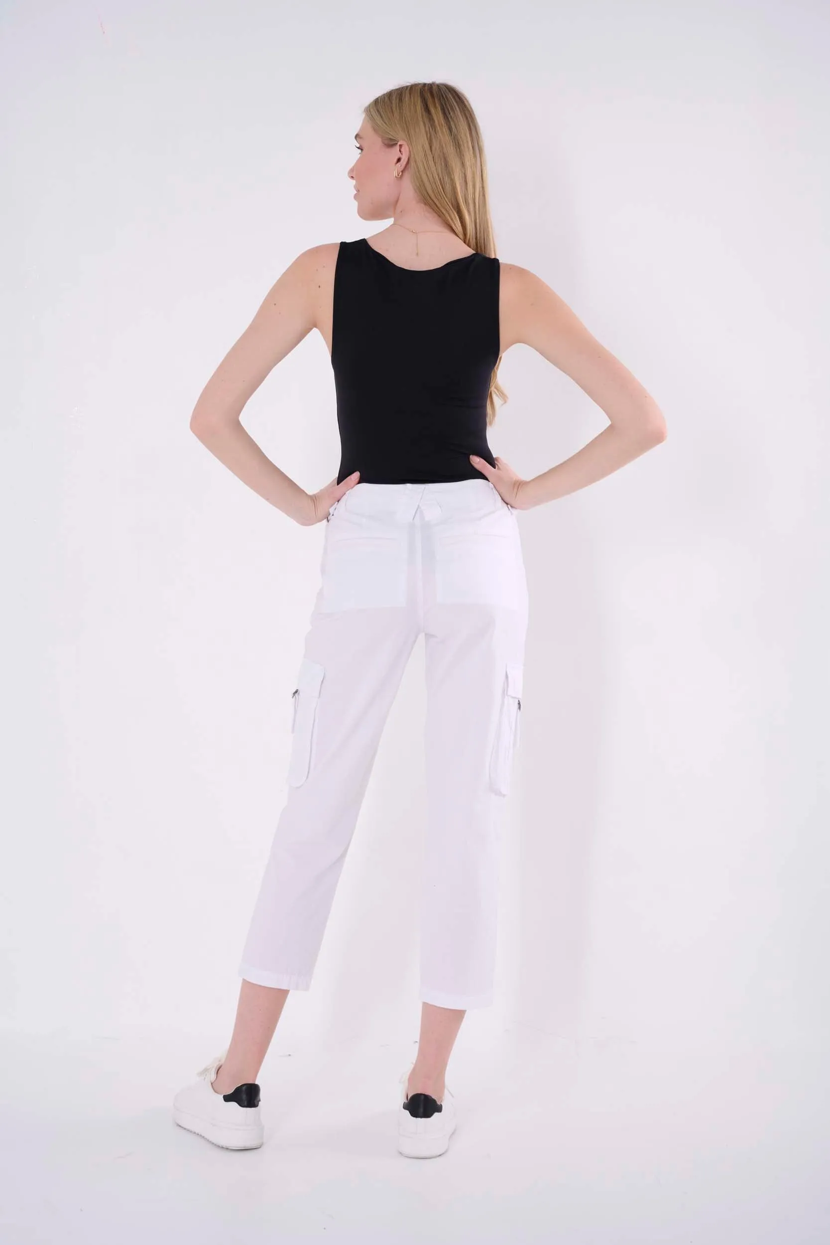 Janie Solid Stretch Poplin Pant