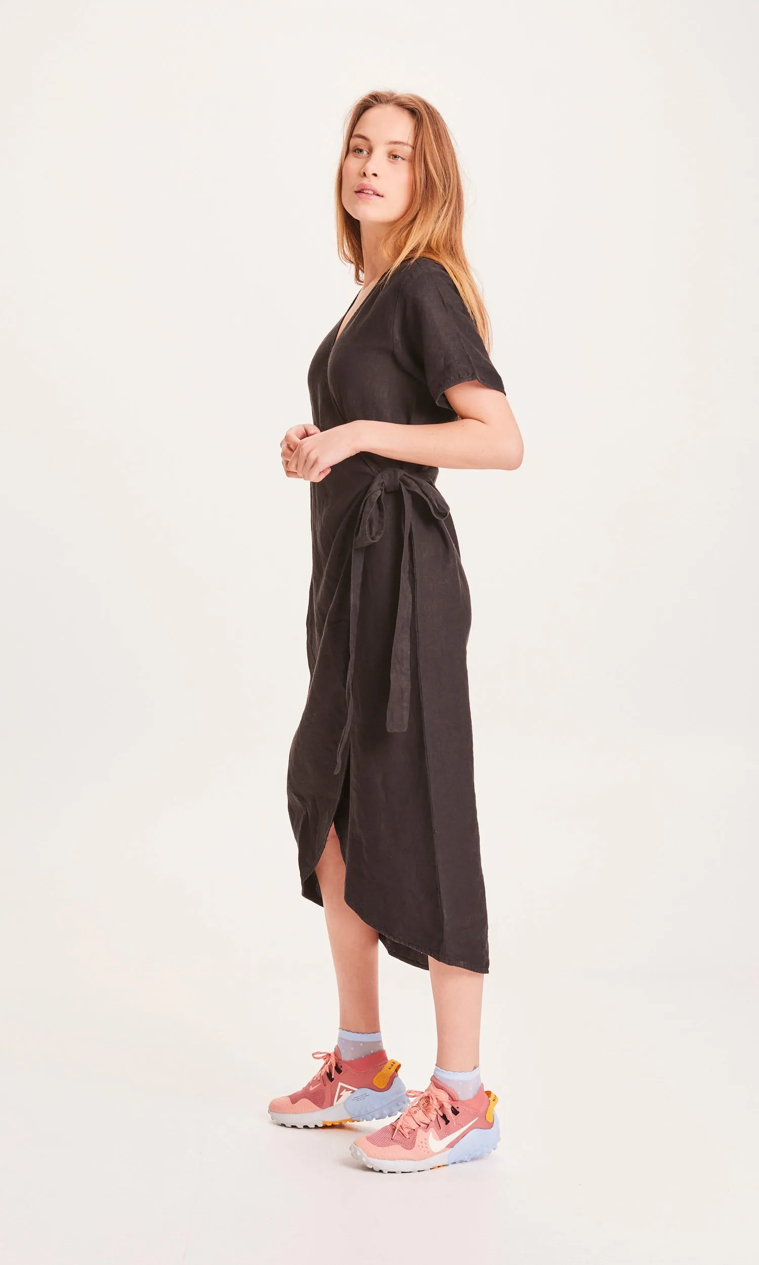 ORCHID linen wrap dress - Black Jet