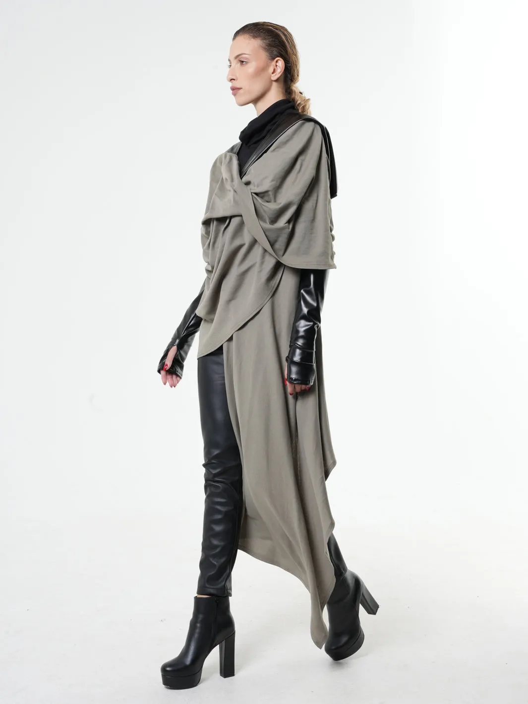 Oversized tunic with Leather Hood