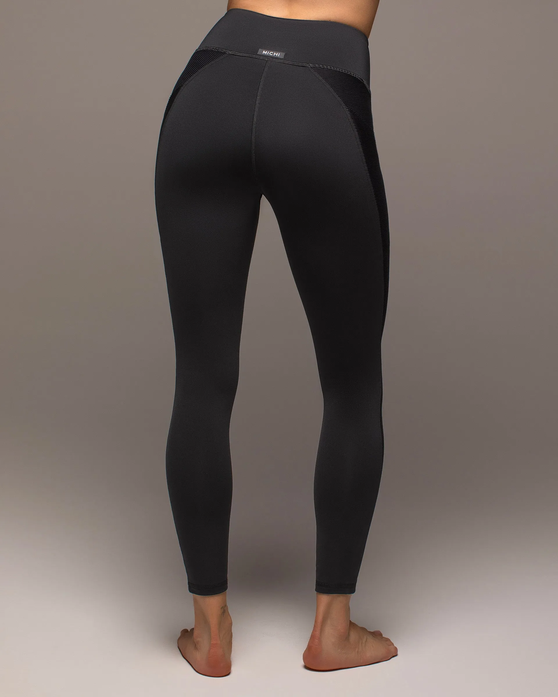 Pulse Pocket Legging