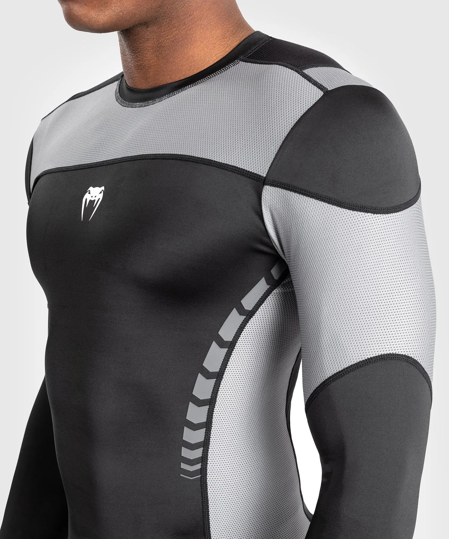 Venum Tempest Men's Long Sleeve Rashguard - Black/Grey